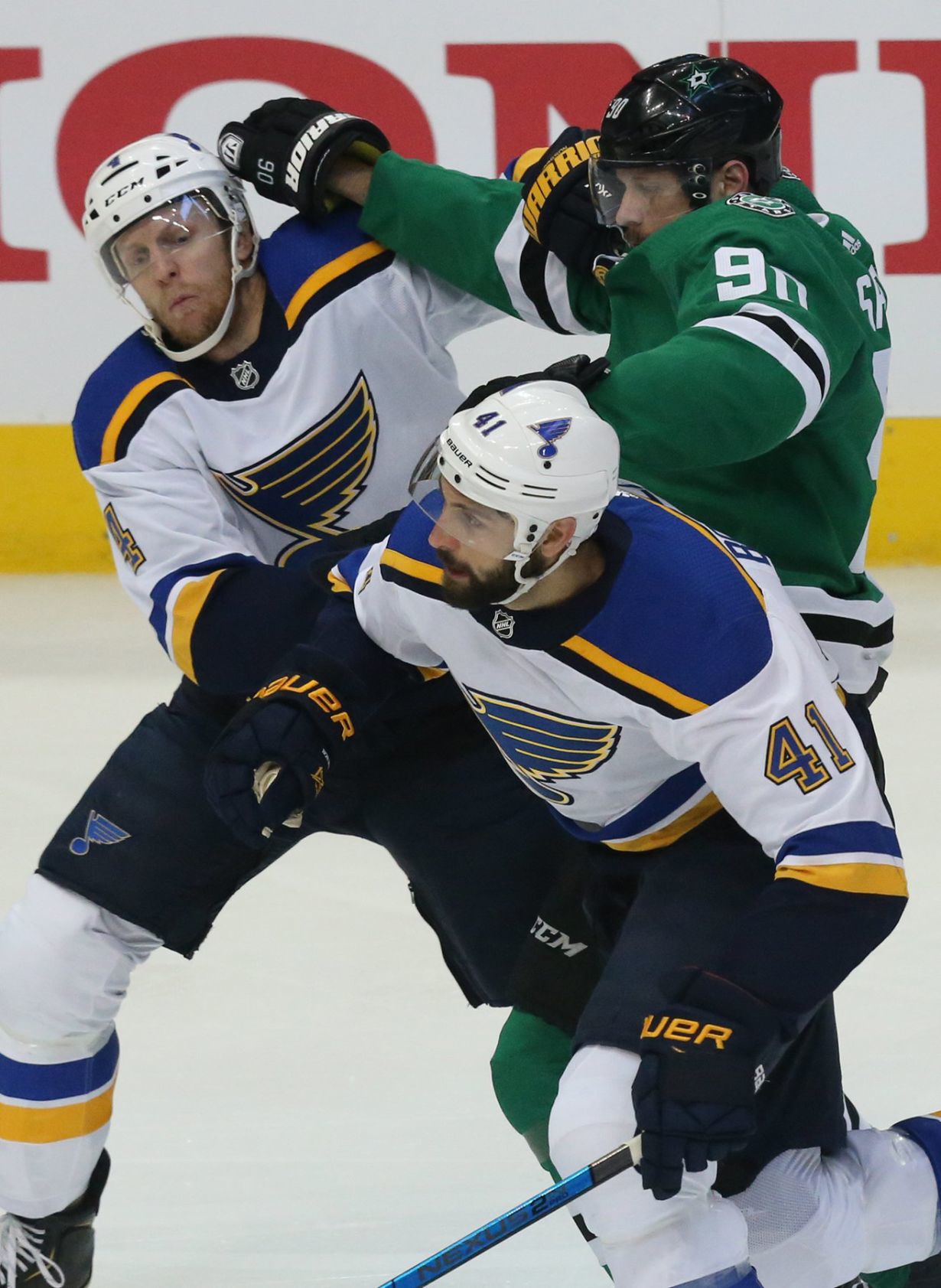 Blues and Stars skate in Game 3 of their playoff